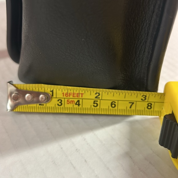 Coach Vintage Adjustable Shoulder Strap Bag - Picture 16 of 16